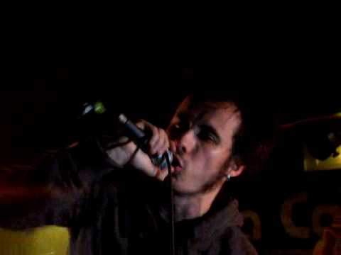 James Delleck - L'étranger (live)