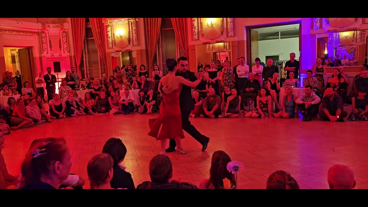 Jonathan Saavedra y Clarisa Aragon no Bratislava Tango Festival em 30/09/23 - II/V