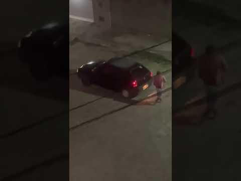 Bandidos roubam carro perto de prédio da PF e vítima desesperada recebe disparo na perna em Natal