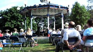 Wake Up! at Southend Priory Park Summer 2008.AVI