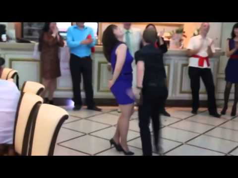 Dance of the male / Танец самца 