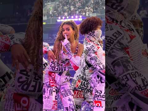 EYE CONTACT! Blue Ivy & Beyonce in London at The Cowboy Carter Tour (Night 1) #beyonce #blueivy