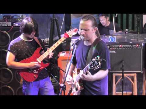 SUNDAY JAM WITH JAMIE WILSON TRIO +1- 25/10/2015 SECOND SET