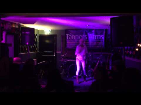 Thain Gibbons First Live Stand up at The Tanners Arms 12 9 13