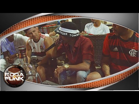 Mc CL do RJ :: Ao vivo na Resenha Privada (Roda de Funk)