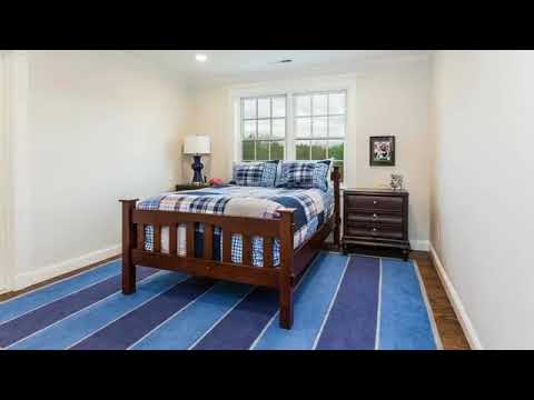 321 Gay Street, Westwood, MA - Listed by Theresa David