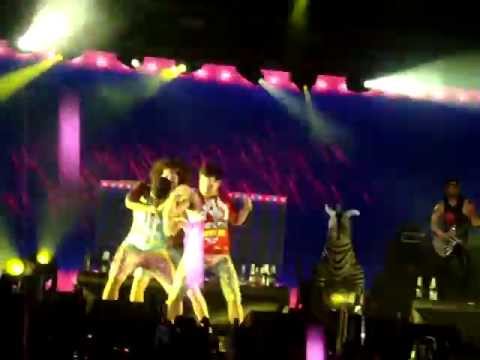 LMFAO Live Arena Moscow - I'm sexy and I know it. part 1