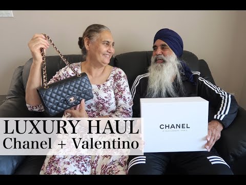 download lagu mp3 mp4 Chanel Store India, download lagu Chanel Store India gratis, unduh video klip Chanel Store India