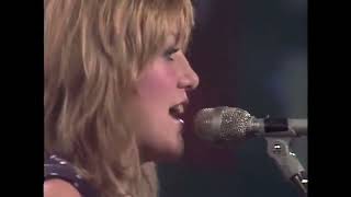 Tom Tom Club "Wordy Rappinghood" (Live Video Edit by John Hembd) 1981