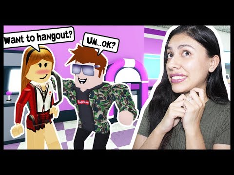 I WENT ON A DATE WITH MY EX-BOYFRIEND! EW! - Roblox Roleplay