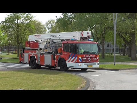 Prio1 HW 21-3151 met spoed naar woningbrand Berghem