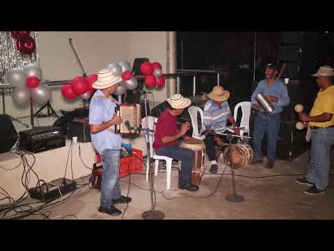 Cumbia " no llores más" Fiesta en San Pedro de Penonomé. Fiesta de Josué Fábregas y Familia