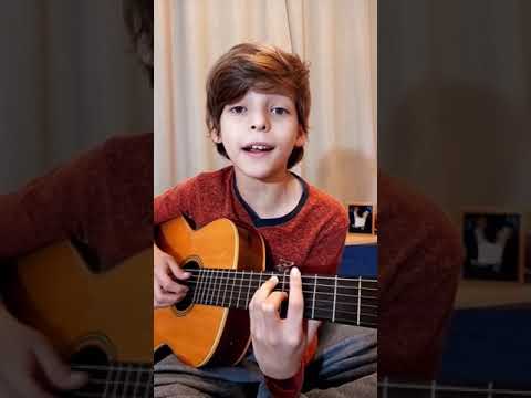 Pedro Pupak canta "O amor bateu" música inédita