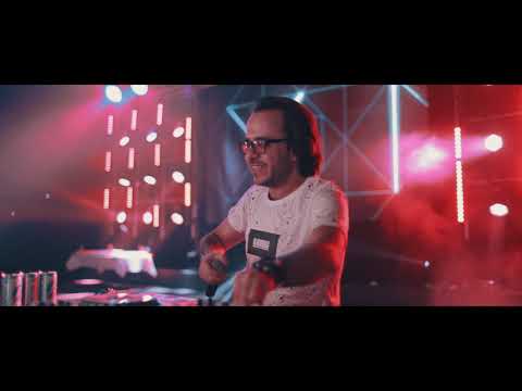 Dj China Crystal Hall Performance