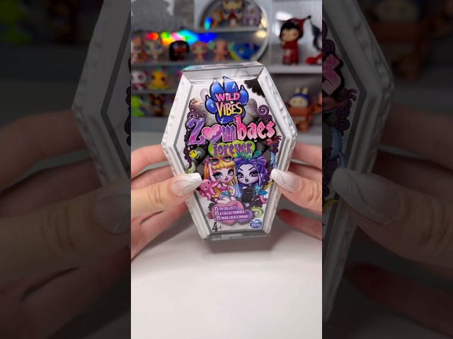 Vídeo relacionado con Zombaes Forever, Wild Vibes Deluxe Rest in Show - Muñecas Zombie y Accesorios, 2 Personajes de 8,9 cm, 2 Animales y Mucho más, Juguetes para niñas