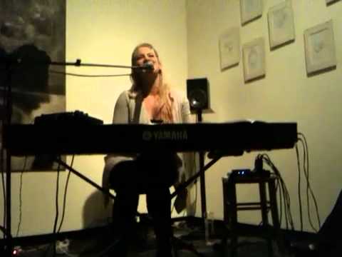 Lylit - u got this whole damn thang