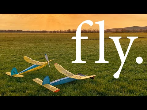 Dyna~Moe & Gollywock - Sunrise Flights