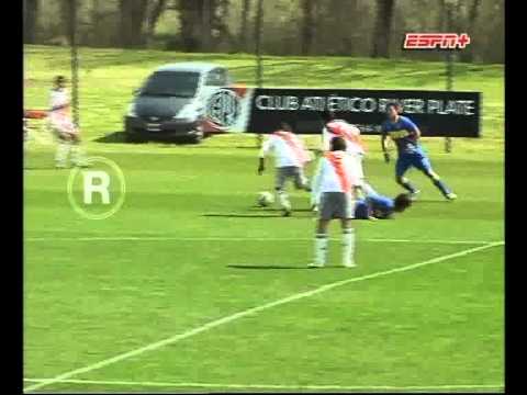 JUVENILES A 2O11. 5ta. División. RIVER PLATE - BOCA JRS. 3-9-2011.