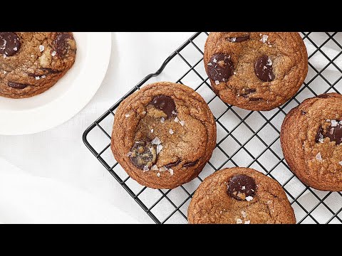 Easy and so Delicious! Brown Butter Chocolate Chip Cookie Recipe