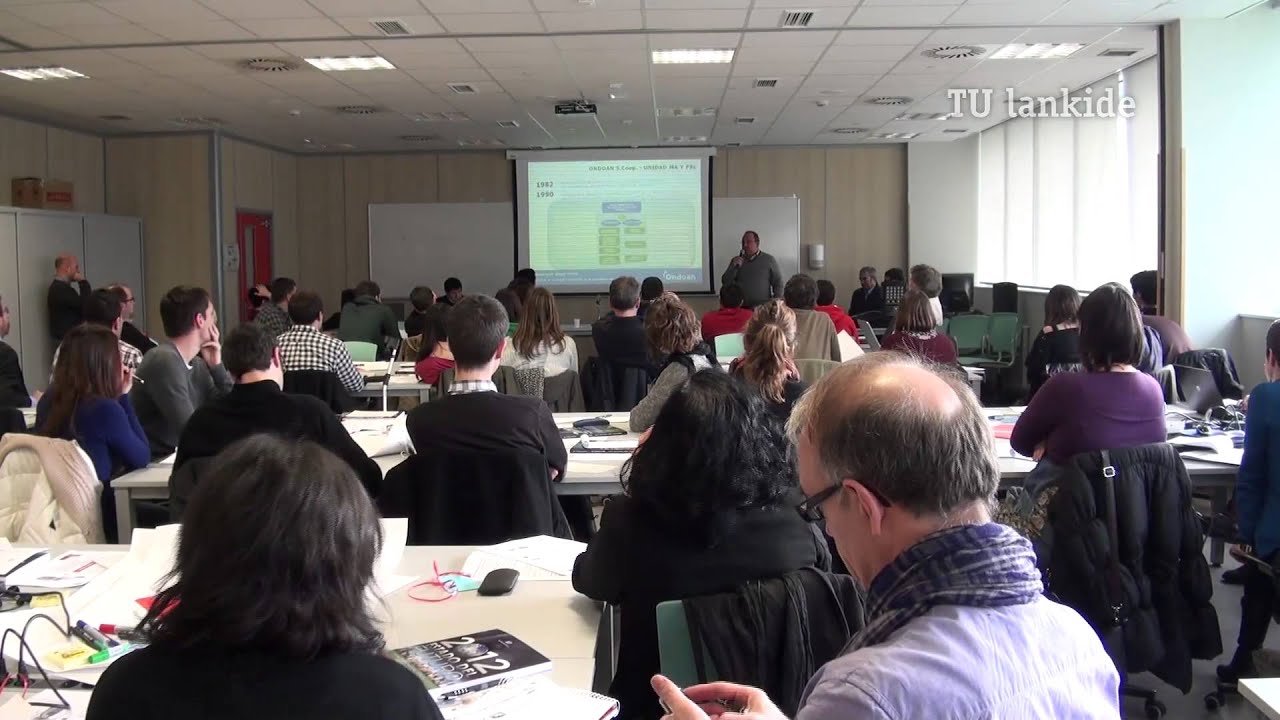 Smart kontzeptuaren gaineko Workshop saioak MUko ikasleak, MONDRAGONeko kooperatibak eta adituak elkartu ditu Garaian