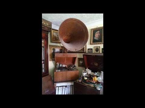 Harry Bidgood orch as The Manhattan Melodymakers (with Teddy Brown) - Happy days are here again (Bro