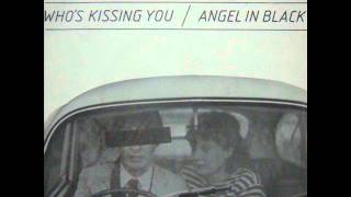 Famous Players - 1.Who's Kissing You