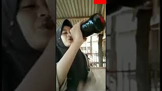 Download lagu Viral! Cewek pramuka minum anggur merah mp3
