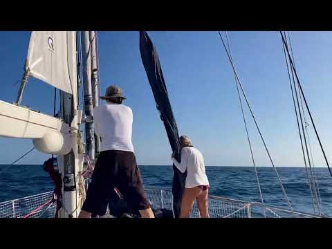 Parasailing - Oxley 175 - Amel 54