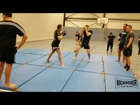 Aufwärmspiel Muay Thai
