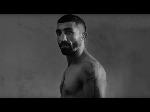 Calin – Jizvy