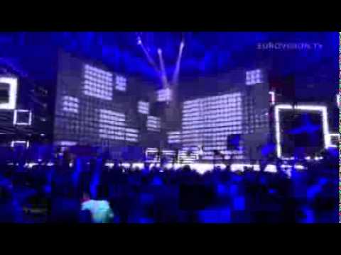 Free-style-News.blogger.gr Freaky Fortune feat  RiskyKidd   Rise Up Greece 2014 LIVE