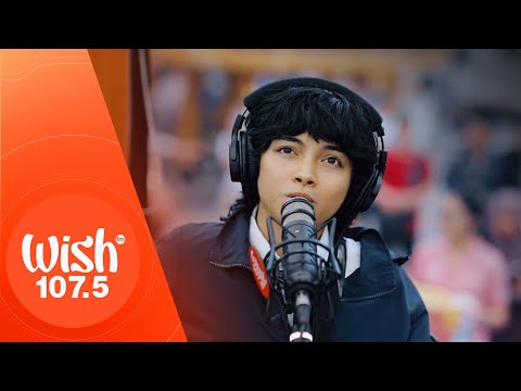 Kenaniah performs "Hanggang Sa Buwan" LIVE on Wish 107.5 Bus