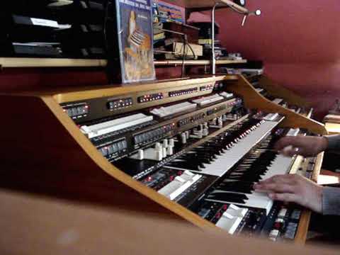 DR. BÖHM Orgel ORCHESTER DS2002 - AFRICA - TOTO) by Thomas Vogt (KEYTON)