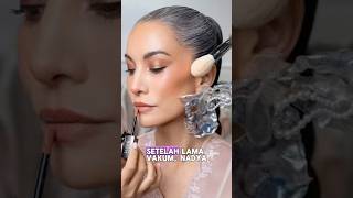 Download lagu Nadya Hutagalung Returns to the Catwalk at Dubai Fashion Week, Her Elegant Aura amazes mp3