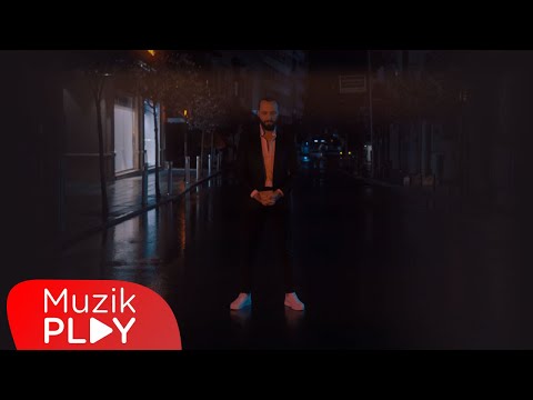 Berkay - Kırgınım Ona (Official Video)