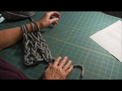 How to Arm Knit - Knit Stitch