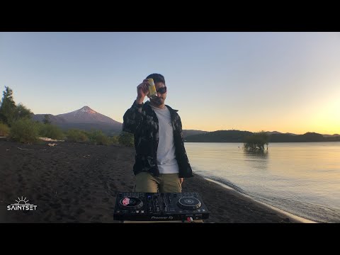 Saintset melodic house - Pucón, Chile.