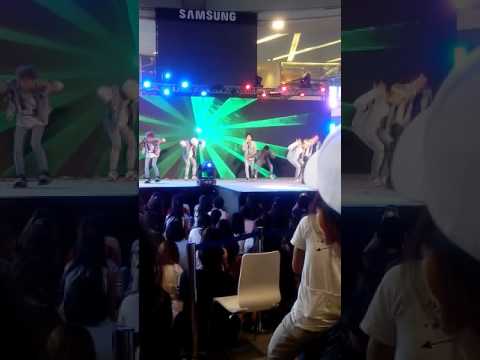 [Famcam]  Pa SHOWTIMEz cover IKON