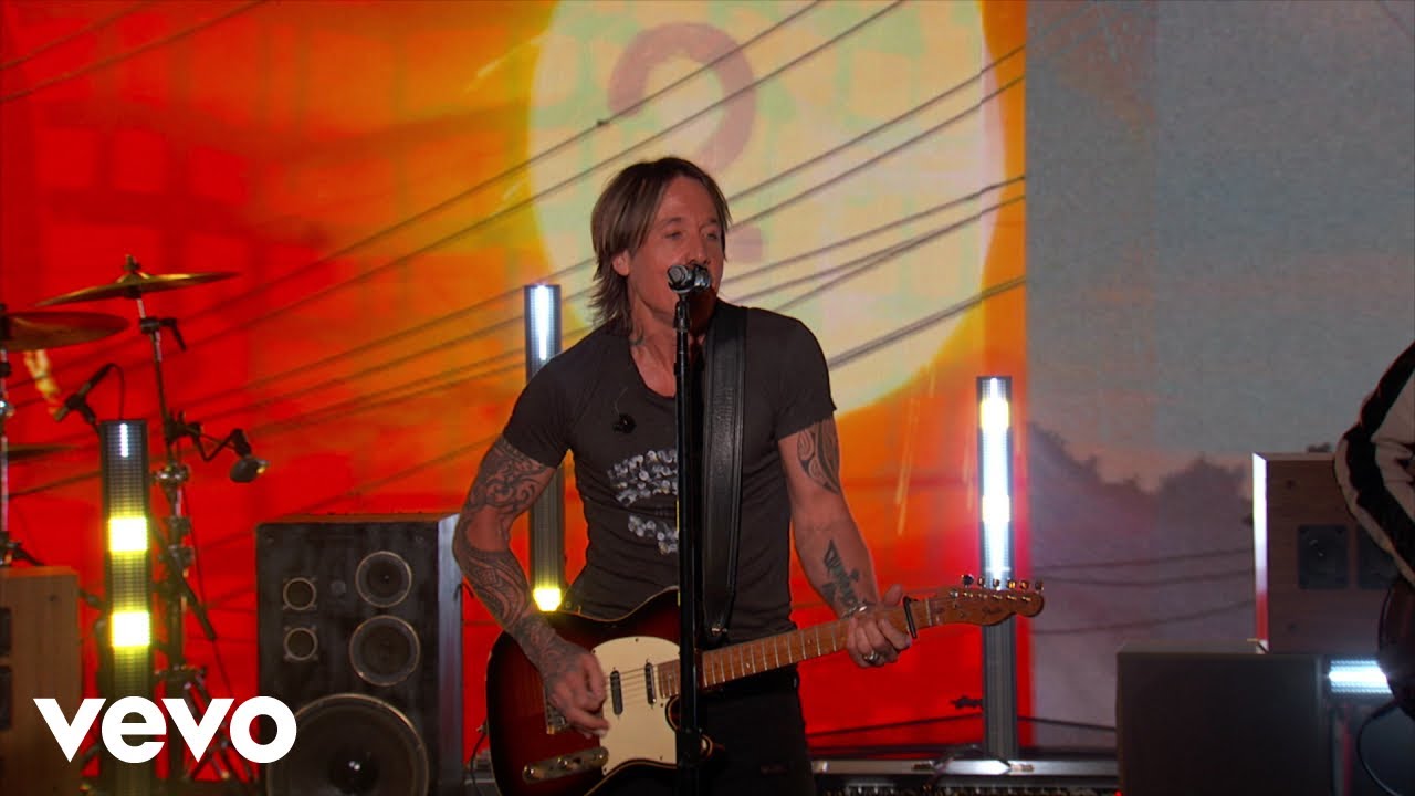 Keith Urban - CHUCK TAYLORS