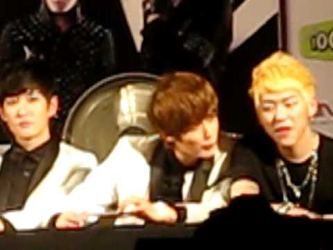 [FANCAM] 111228 Block B Fanmeet @ Tampines Mall ~