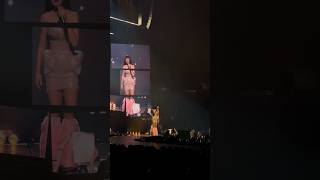#KatyPerry sang for fist Time #Simple (unreleased song) at #thelifetimestour