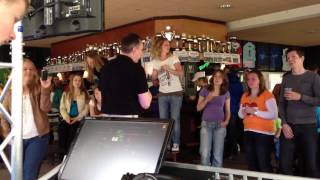 Karaoke bij VVJ Utrecht - licht, geluid en video door DJ Rick Music