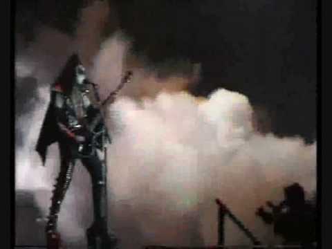 Videoclip de Deuce (Live In Donington / 1996) — KISS