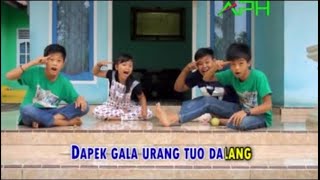 Download lagu URANG TUO DALANG ~ BAKATUMUIK GROUP ~  Video Music APH Management mp3 Download lagu URANG TUO DALANG ~ BAKATUMUIK GROUP ~  Video Music APH Management mp3