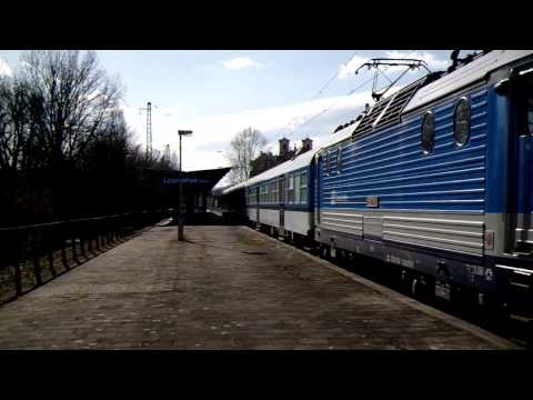 ČD 163 079-7 v čele Os 6415