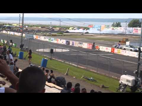 DMCC 2013 Round 3 - Ste-Croix- Kevin Morin vs Maxim Lemoine - Top8 - Video 2