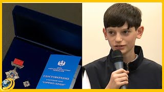 Բոյը՝ կարճ, տարիքը՝ 12. գաղթի ճամփան ղեկը ձեռքին անցած Արենին շնորհվել է «Տաք սիրտ» մրցանակը