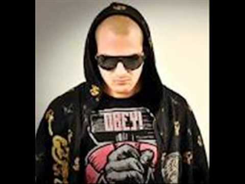 FEDEZ   restiamo umani ft ted bee