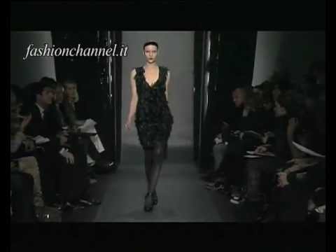 "Donna Karan" Autumn Winter 2010 2011 New York 3 of 3 pret a porter women by FashionChannel