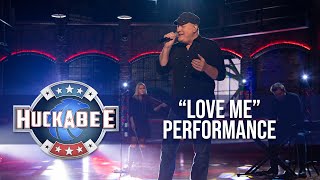 Collin Raye Performs HIT SONG “Love, Me” | Jukebox | Huckabee